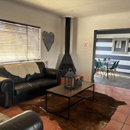 Apartament Karoo Heart Beaufort West Zewnętrze zdjęcie